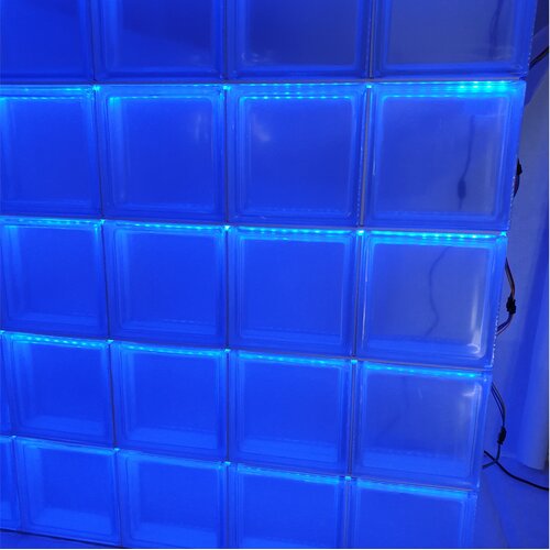 LiBlox easyChange LED-Klebeset RGB Cross Small 50 Wifi Controller